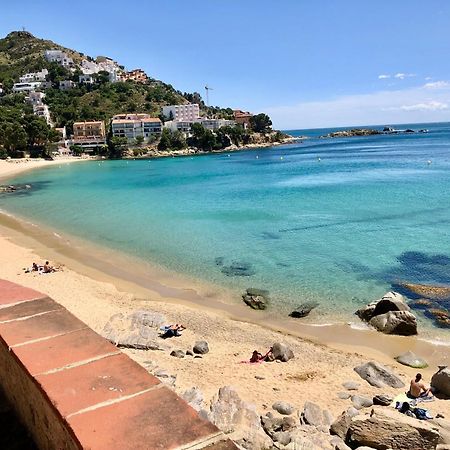 Magnifique Appartement En Front De Mer, Caneylles Roses Eksteriør bilde