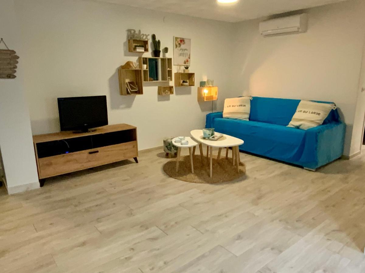 Magnifique Appartement En Front De Mer, Caneylles Roses Eksteriør bilde