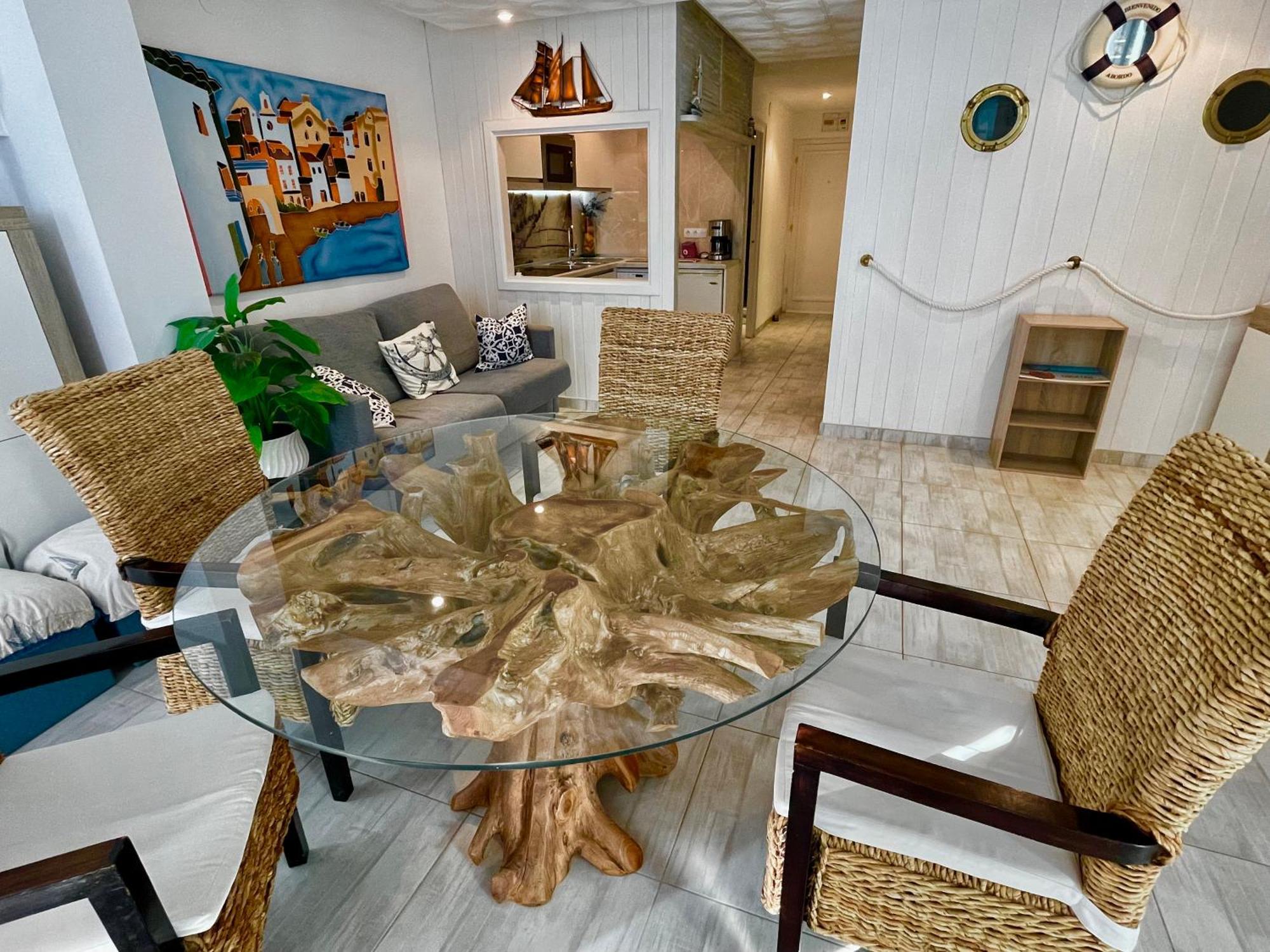 Magnifique Appartement En Front De Mer, Caneylles Roses Eksteriør bilde