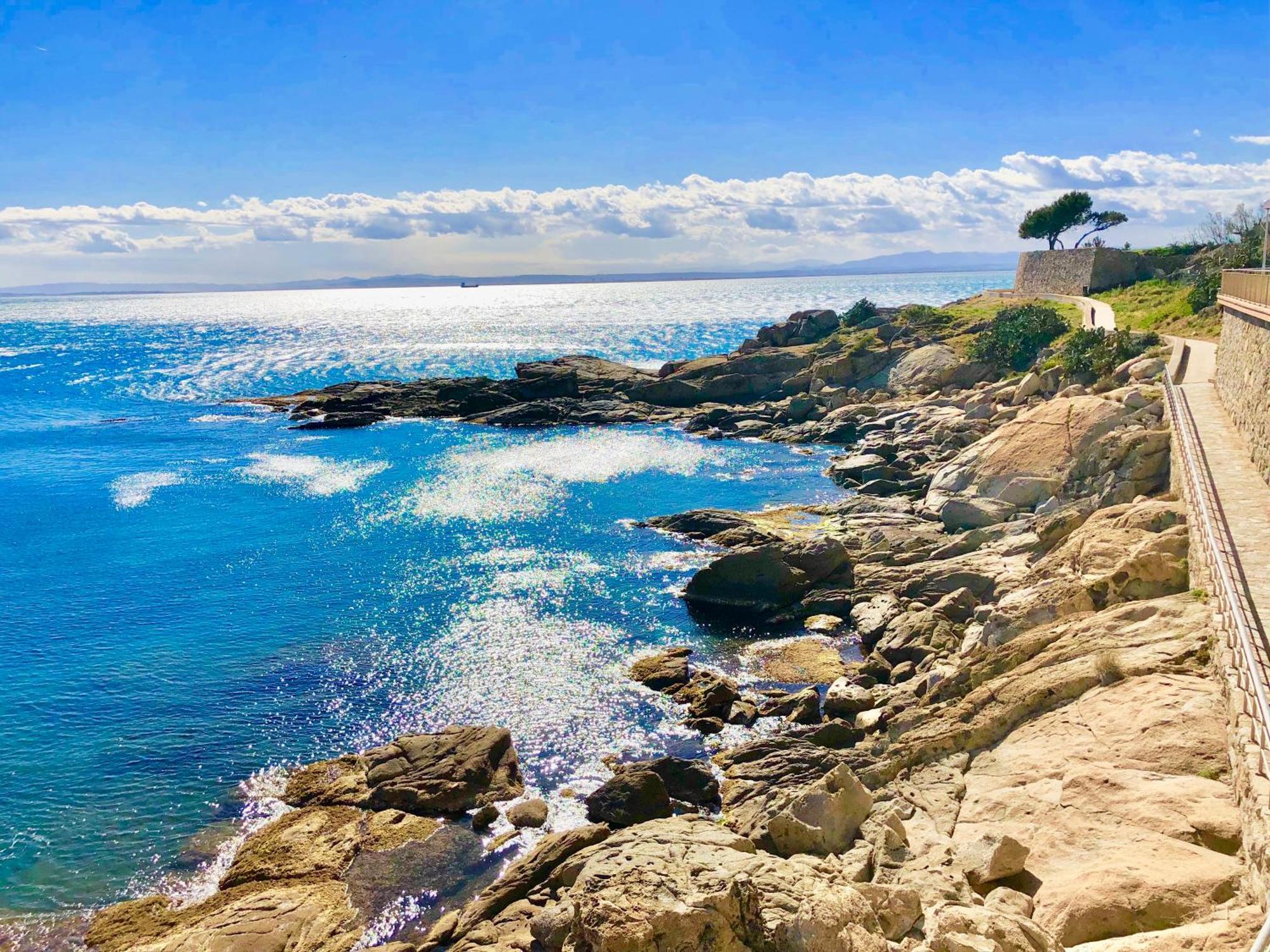 Magnifique Appartement En Front De Mer, Caneylles Roses Eksteriør bilde
