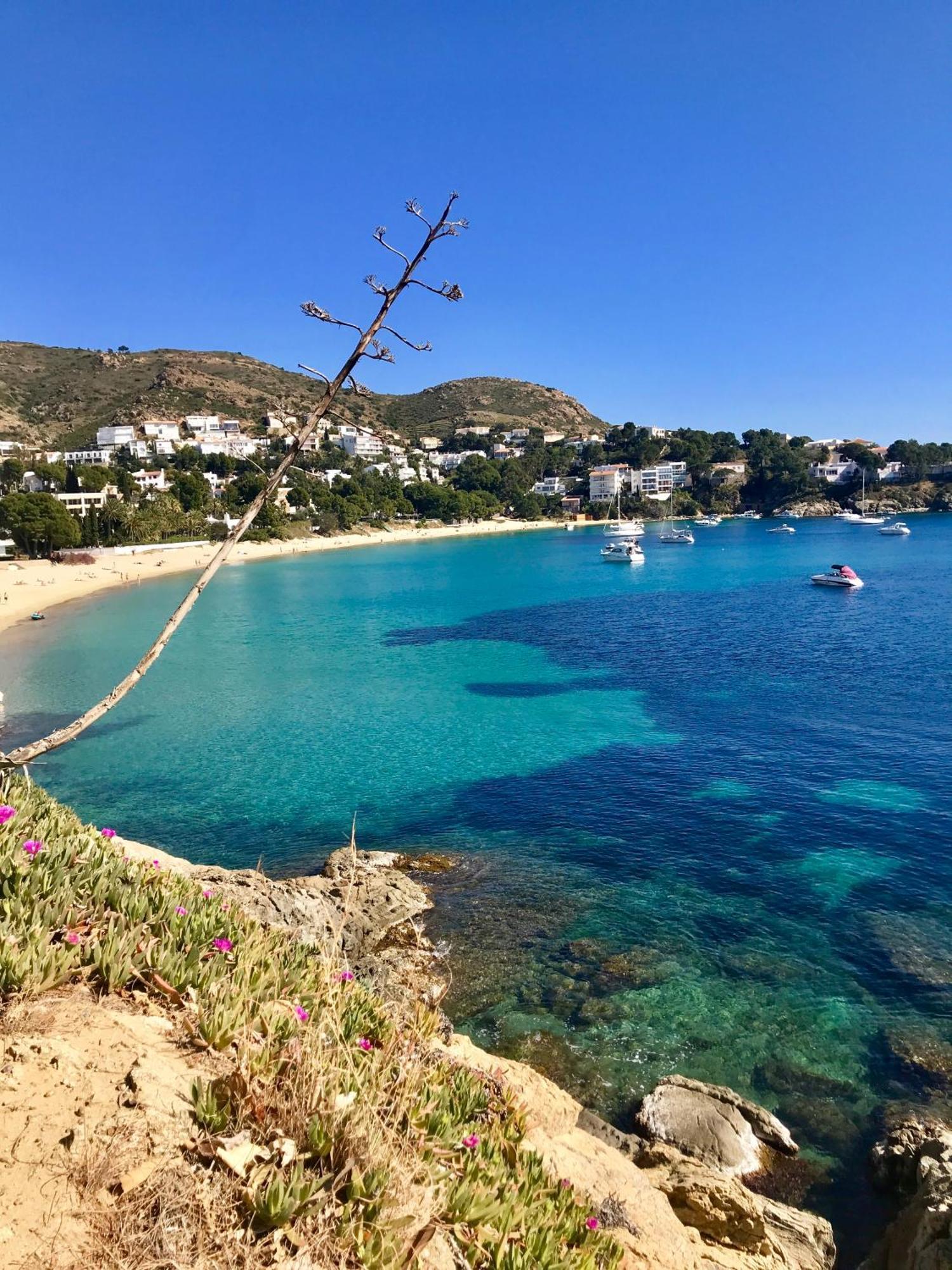 Magnifique Appartement En Front De Mer, Caneylles Roses Eksteriør bilde