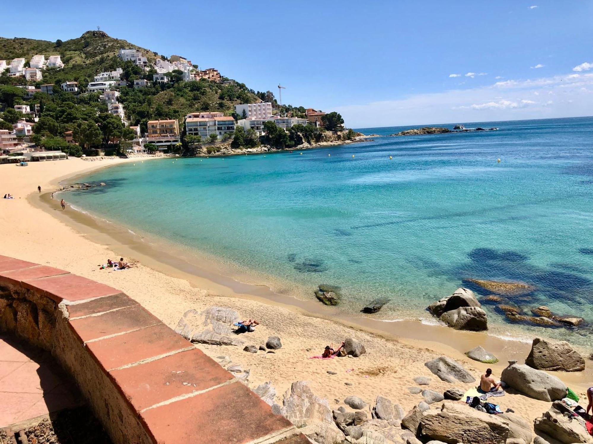 Magnifique Appartement En Front De Mer, Caneylles Roses Eksteriør bilde